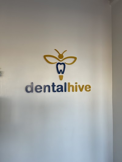 Dental Hive- Monumento