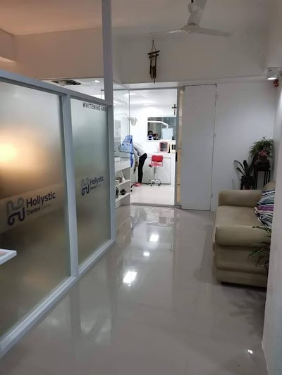 Hollystic Dental Center