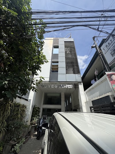 reyes dental clinic